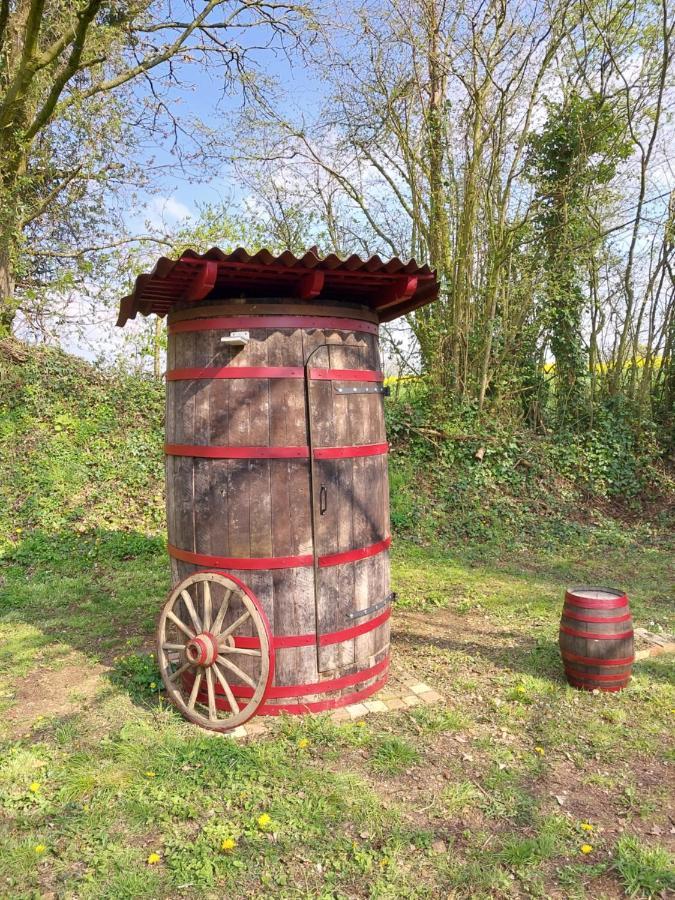 L'Authentique Tonneau A Cidre D'Emma Villa Litteau Bagian luar foto